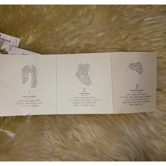 NWT Loft Scarf - Cream & Pink w/tassels - Picture 7 of 7